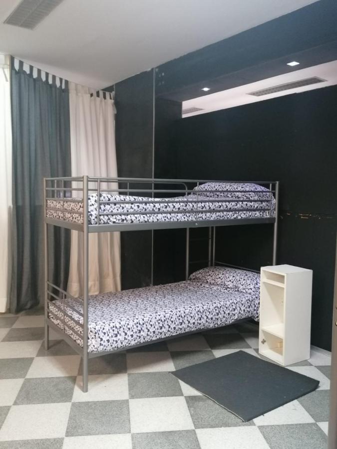 Hostal Casa Rosa Мадрид Екстериор снимка