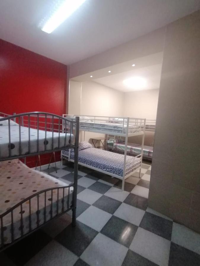Hostal Casa Rosa Мадрид Екстериор снимка